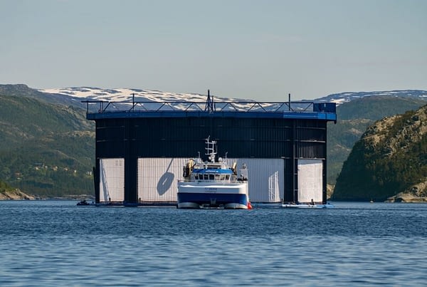 Aquantum Leap lukket oppdrettsanlegg Aquatraz G3. Semi lukket oppdrettsanlegg beskytter mot lakselus